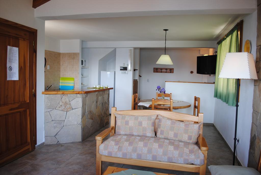 Alun Bungalows Apart San Carlos de Bariloche Oda fotoğraf